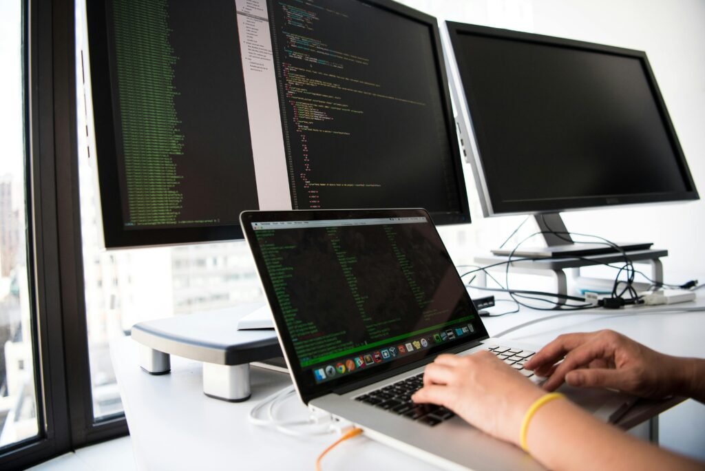 Inteligência artificial e mercado de trabalho: o que muda de verdade para o profissional brasileiro em 2026